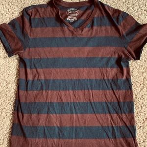 American Eagle V-Neck